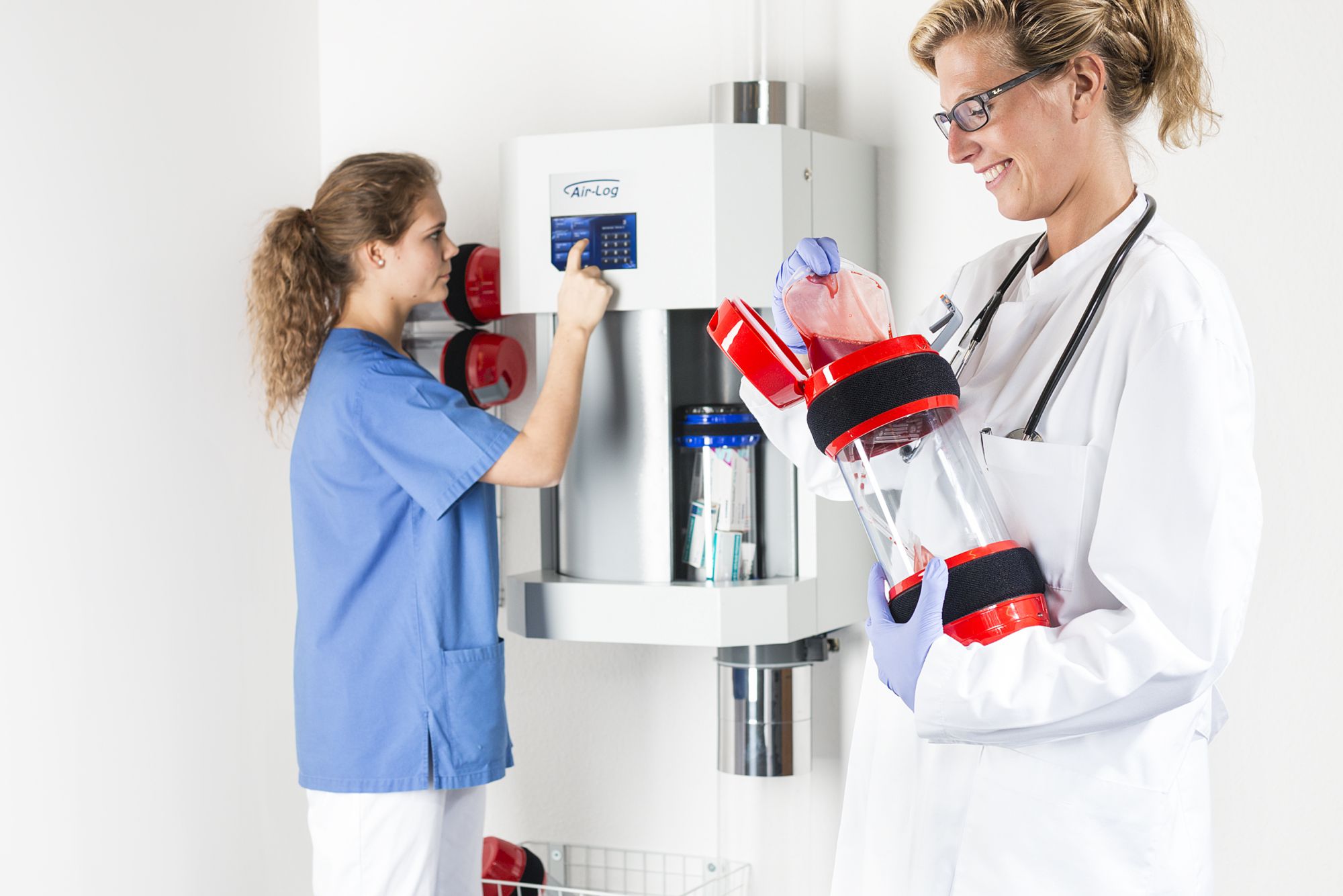 he-thong-chuyen-mau-tu-dong